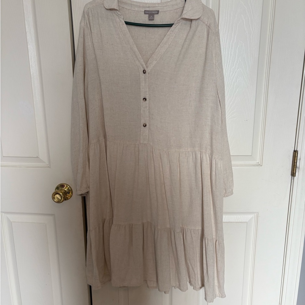 Falls Creek Light Beige Tiered Tunic
